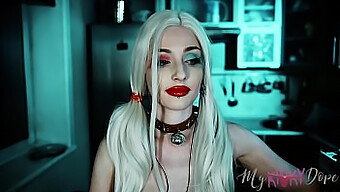 Harley Quinn'S Cosplay Masturbation Experience