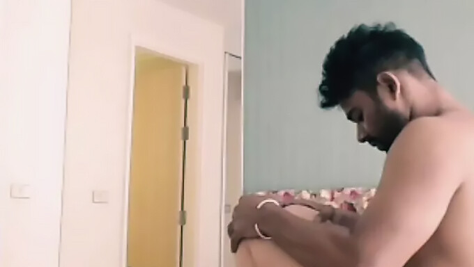 Big Cocked Indian Boyfriend Fucks His Girlfriend In Hotel Room On Valentine'S Day